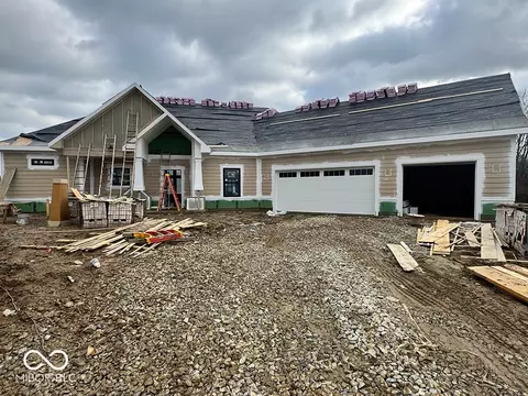 2139 W Easley Dr, Greenfield, IN 46140
