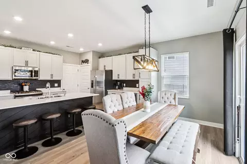 Dining - 9155 Casey Rd, Pendleton, IN 46064 photo 1 of 2