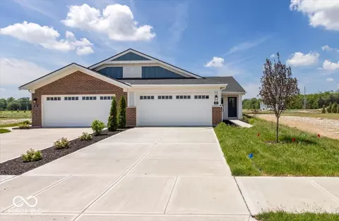 810 Rosebud Ln, Greenfield, IN 46140