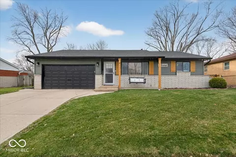 417 Hickory Ln, Plainfield, IN 46168