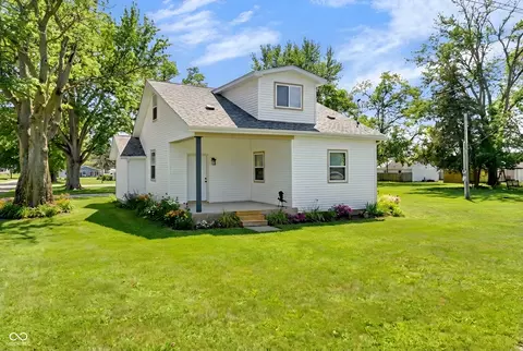 2435 S D St, Elwood, IN 46036