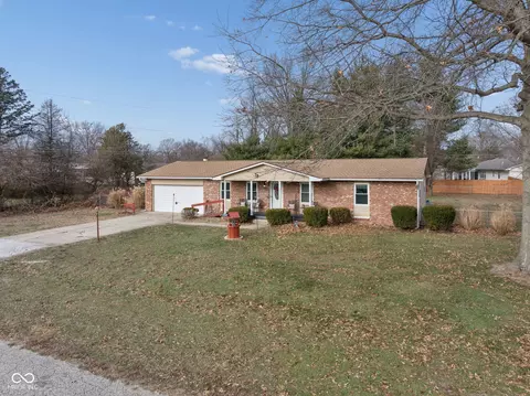 4112 E 74th Ave, Terre Haute, IN 47805