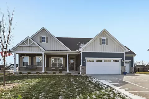 189 Lone Eagle Ln, Whiteland, IN 46184