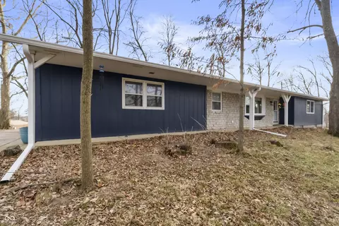 2579 E 400 N, Whiteland, IN 46184