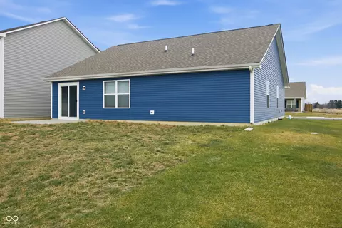 Exterior - 296 Evening Bay Ct, Pendleton, IN 46064 photo 3 of 4