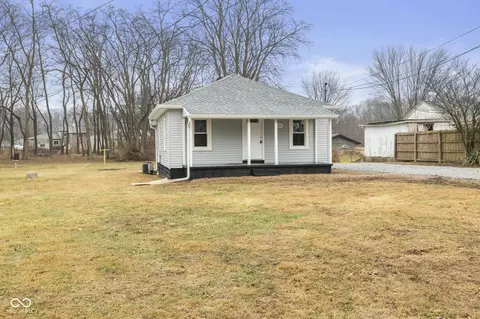 4492 State Road 32 Rd E, Chesterfield, IN 46017