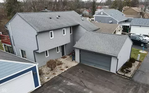 876 Woodcross Ct, Avon, IN 46123