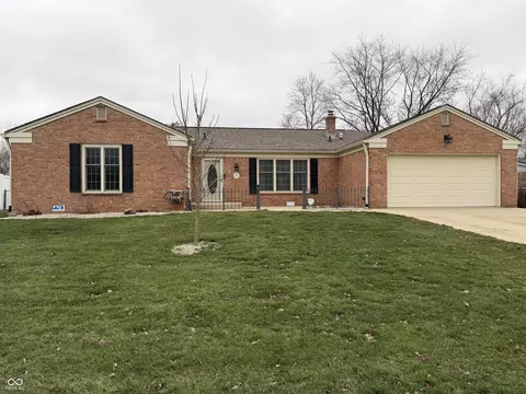 609 Waterview Blvd, Greenfield, IN 46140