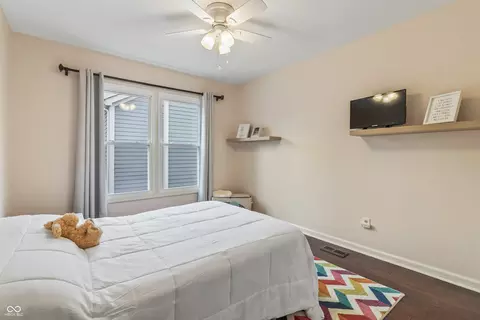 Bedroom - 10740 Pine Bluff Dr, Fishers, IN 46037 photo 7 of 7