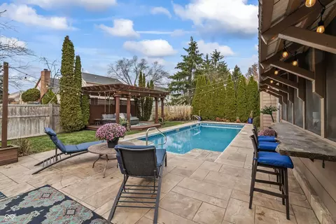 Exterior - 10740 Pine Bluff Dr, Fishers, IN 46037 photo 4 of 11