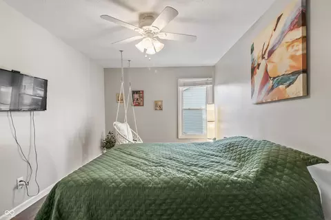 Bedroom - 10740 Pine Bluff Dr, Fishers, IN 46037 photo 5 of 7