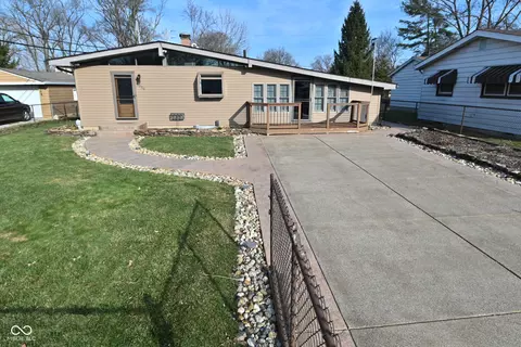 2020 Mac Ct, Indianapolis, IN 46203