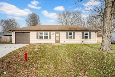 185 Schaefer Ct N, Hope, IN 47246