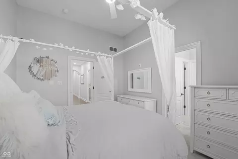 Bedroom - 6049 W Foster Branch Dr, Pendleton, IN 46064 photo 9 of 10