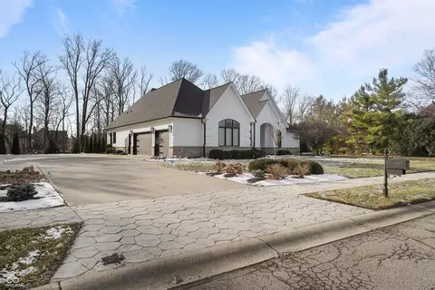 Exterior - 6049 W Foster Branch Dr, Pendleton, IN 46064 photo 4 of 12