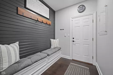 Entry Way - 6049 W Foster Branch Dr, Pendleton, IN 46064 photo 5 of 6