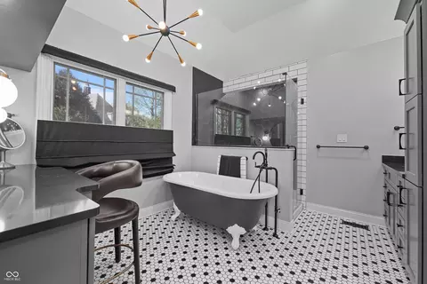 Bath - 6049 W Foster Branch Dr, Pendleton, IN 46064 photo 1 of 10