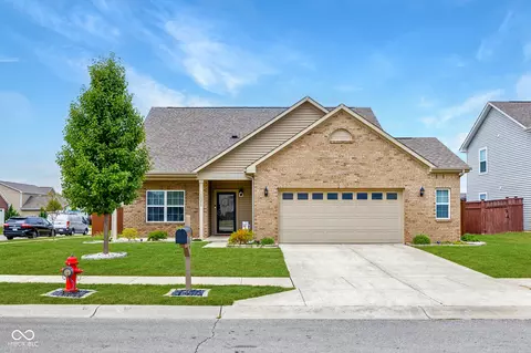 18250 Rickety Dr, Westfield, IN 46074