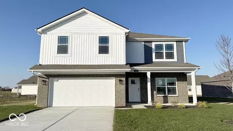 930 Saddlebrook Farms Blvd, Whiteland, IN 46184