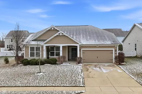 5581 Pennycress Dr, Noblesville, IN 46062
