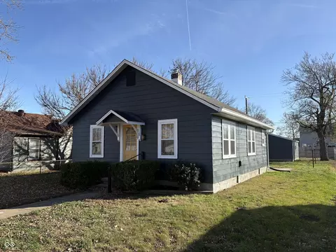 939 E York St, Martinsville, IN 46151