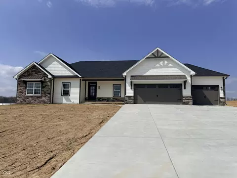 6 Pine Hills Ct, Crawfordsville, IN 47933