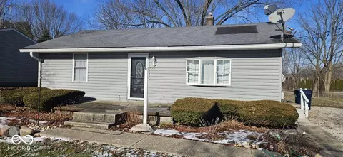 522 W Linden Dr, Spiceland, IN 47385