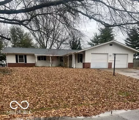 701 S Sycamore Rd, Seymour, IN 47274