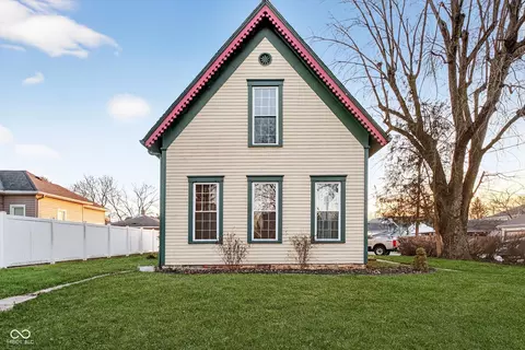 1151 Cherry St, Noblesville, IN 46060