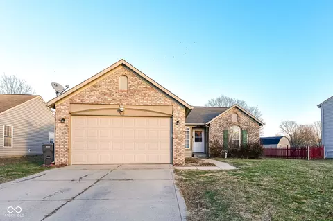 2217 Golden Eye Cir, Indianapolis, IN 46234