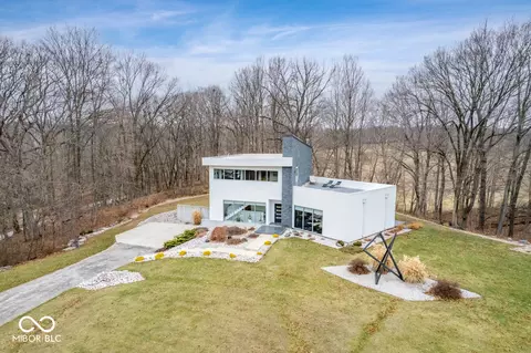 1022 N County Road 400 W, Greencastle, IN 46135
