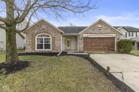 6091 E Newberry Ct, Camby, IN 46113