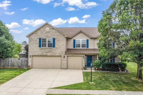 6467 W Deer Crossing Blvd, Mccordsville, IN 46055