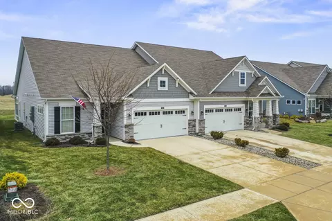 104 Perlican Dr, Cicero, IN 46034