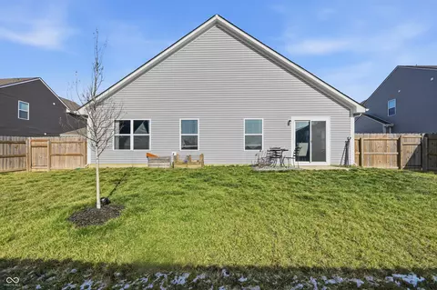 Exterior - 6935 Honeysuckle Way, Pendleton, IN 46064 photo 4 of 5
