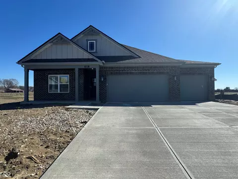 5885 Norfolk Row, Greenwood, IN 46143