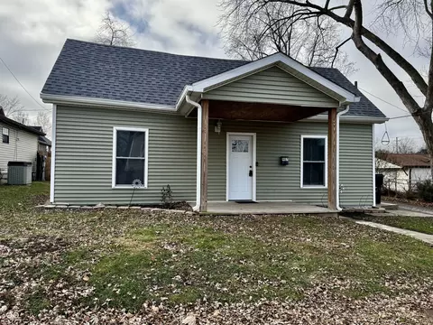 907 Tuttle Ave, Crawfordsville, IN 47933