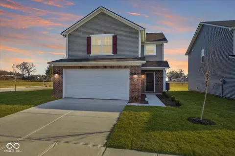 522 Plowman Dr, Shelbyville, IN 46176