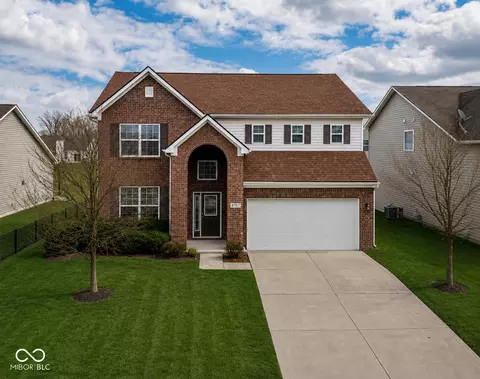 8707 N Aspen Way, Mccordsville, IN 46055
