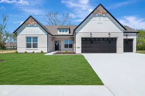 5464 W Tilden Dr, Brownsburg, IN 46112