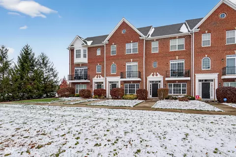 15363 Mystic Rock Dr, Carmel, IN 46033