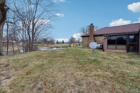 Exterior - 6924 E Meadows Dr, Camby, IN 46113 photo 6 of 10