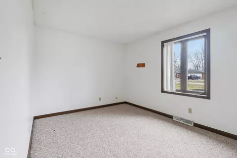 Bedroom - 6924 E Meadows Dr, Camby, IN 46113 photo 5 of 6