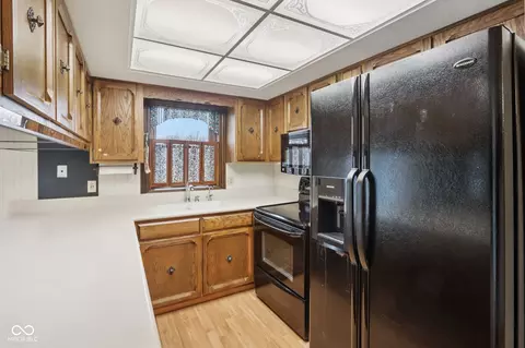 Kitchen - 6924 E Meadows Dr, Camby, IN 46113 photo 5 of 5