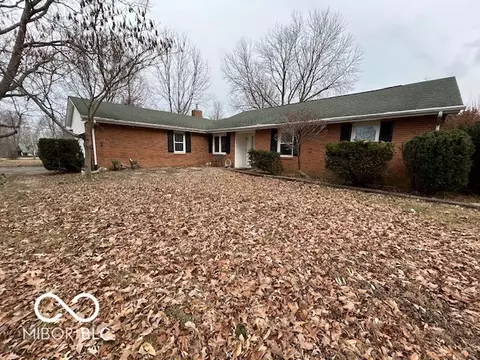 Exterior - 3407 N County Road 925 E, Hope, IN 47246 photo 4 of 9