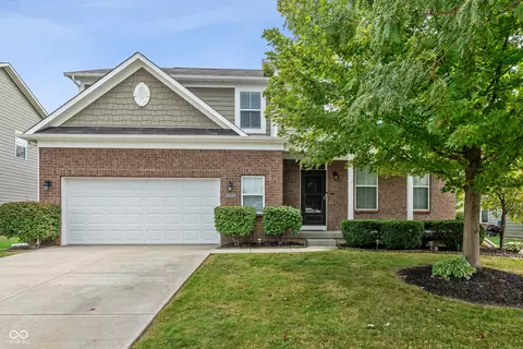15764 Millwood Dr, Noblesville, IN 46060