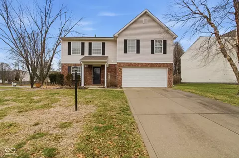 10870 Balfour Dr, Noblesville, IN 46060