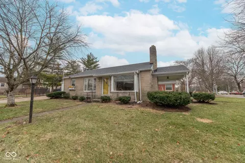 2429 Washington St, Columbus, IN 47201