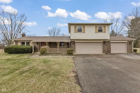 10190 N Balfer Dr E, Fortville, IN 46040