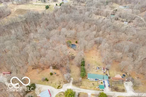 7880 N Whispering Pines Rd, Morgantown, IN 46160